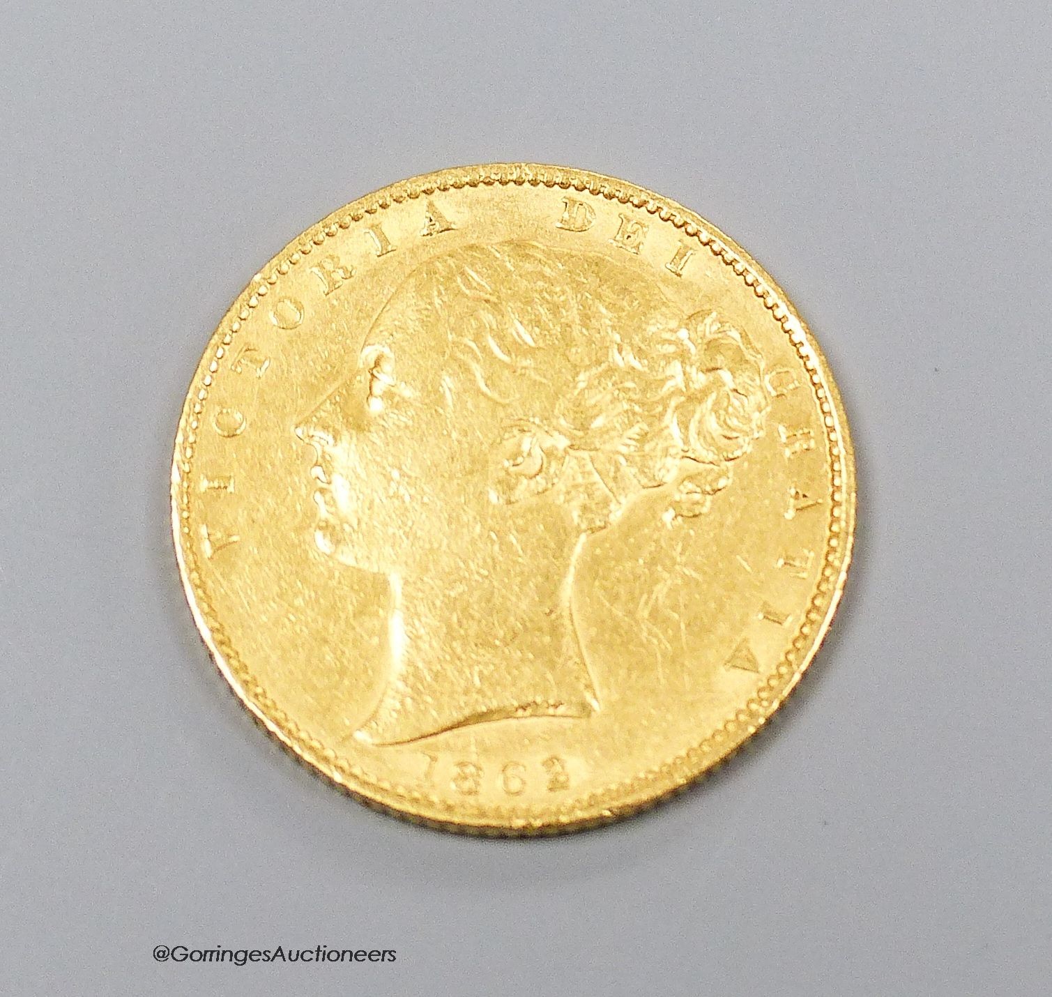 A Victoria gold sovereign 1862, good F